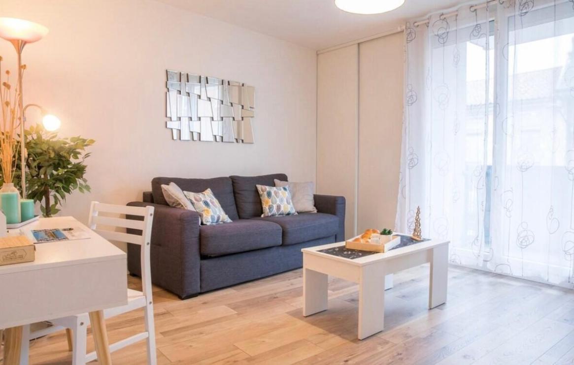 Charmant Appartement T1 Mâcon Exterior foto